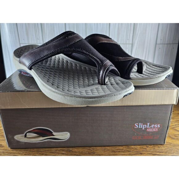 Womens Low Wedge Non Slip Sandals Faux Leather Size 8 New in Box - Picture 1 of 7